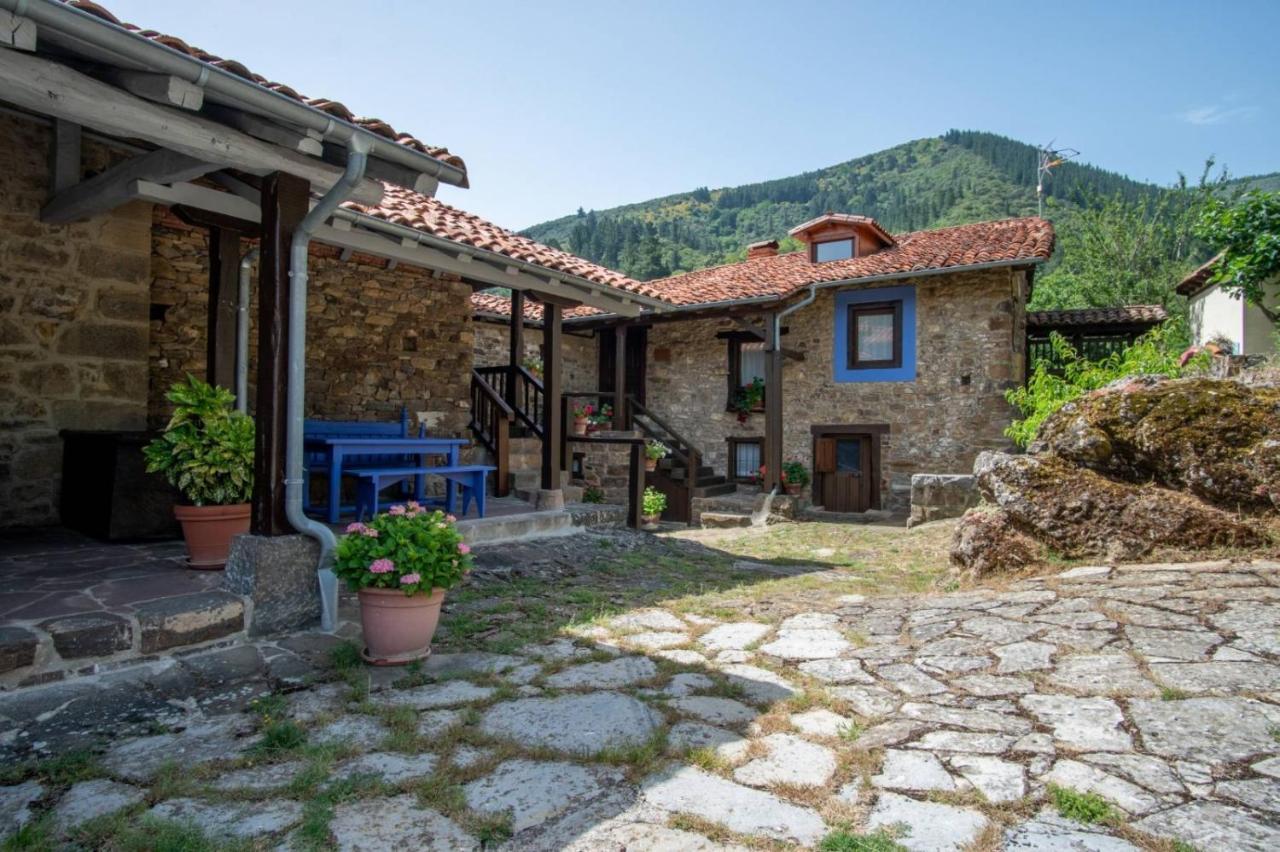 Viviendas El Barrio Cabezon de Liebana Exterior photo